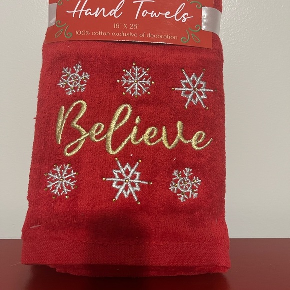 Red and Gold Hand Towels Set - set of 2 - Picture 3 of 3